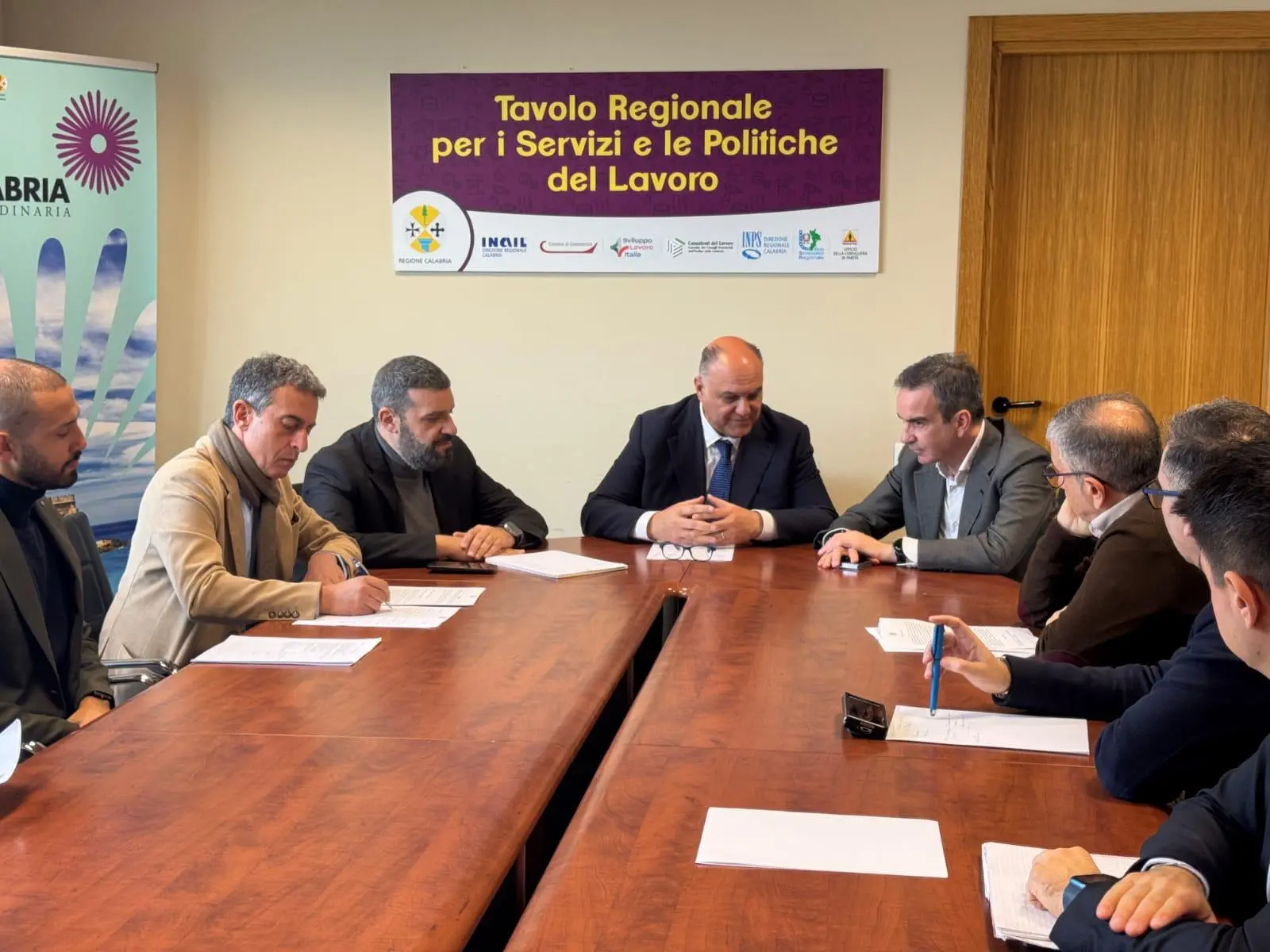 Tirocinanti, firmato l’accordo quadro:\u00A0600 euro per gli over 60 fino alla pensione. Ecco cosa prevede\u00A0\n
