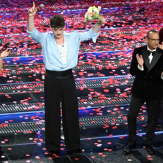 Il festival di Sanremo e la notte degli Oscar: quando la politica esce di scena (e l’arte non graffia più)\n