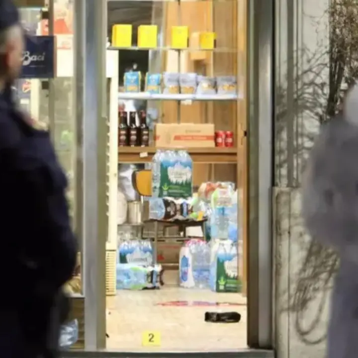 Omicidio in una panetteria a Milano, fermato il figlio del gestore\n