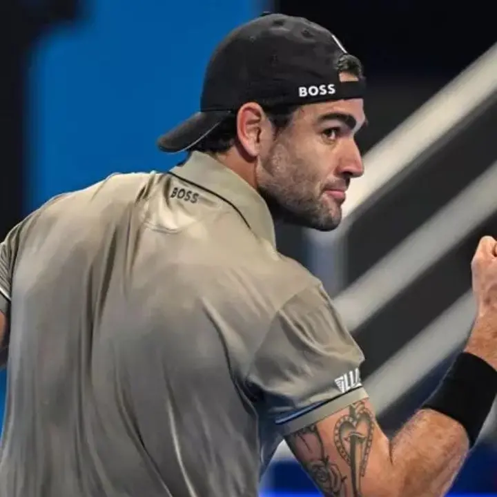 Atp 500 Doha,\u00A0la prima volta di Berrettini contro Djokovic: l’azzurro vince in due set e accede agli ottavi