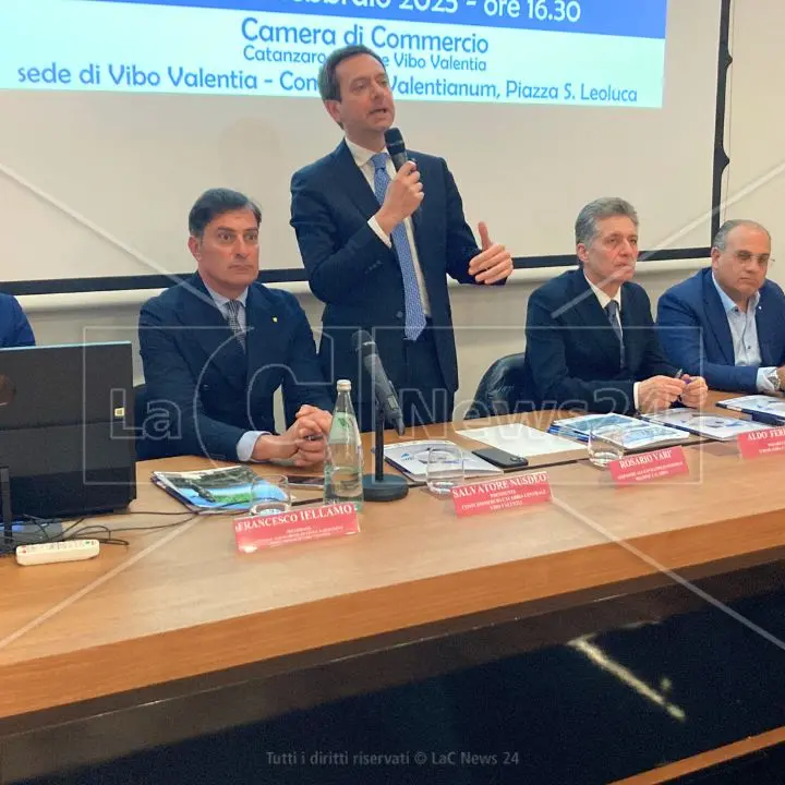 Turismo, ecco il bando da 50 milioni per le strutture ricettive. Varì: «Presto corsi di formazione per gli operatori del settore»\n