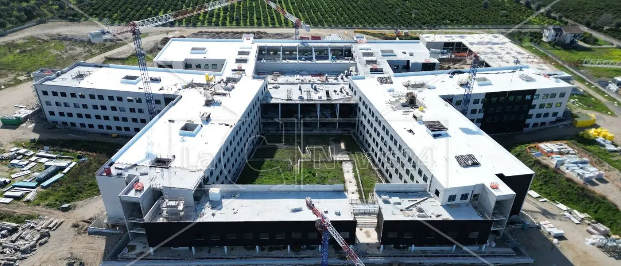 Ospedale della Sibaritide: lavori a singhiozzo, politica con l’acquolina e i dubbi sul futuro dello Spoke\n