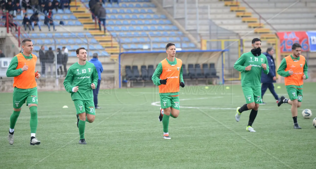 Eccellenza, per la Reggioravagnese è tempo di rialzarsi ma di fronte ci sarà una smagliante Palmese. Derby Paolana-Rende