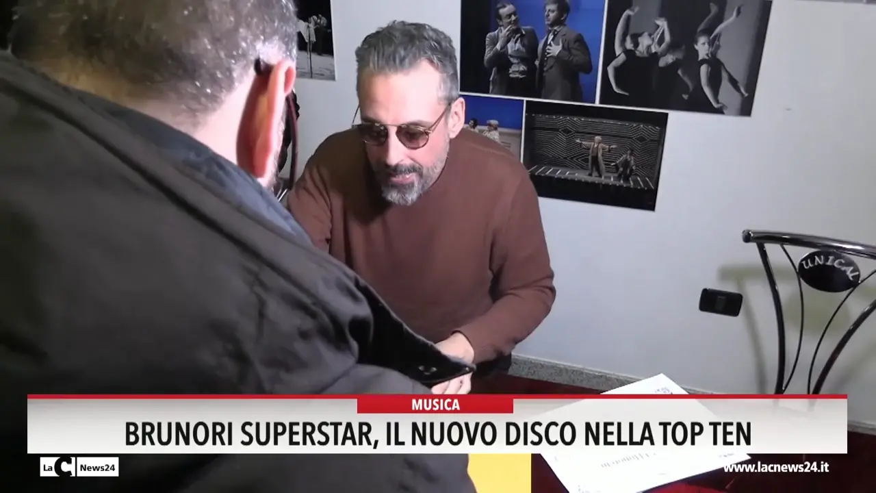 Brunori superstar, il nuovo disco nella top ten