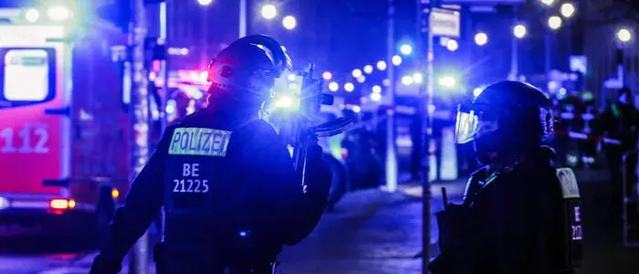 Berlino, uomo accoltellato al Memoriale della Shoah: preso l’aggressore\n