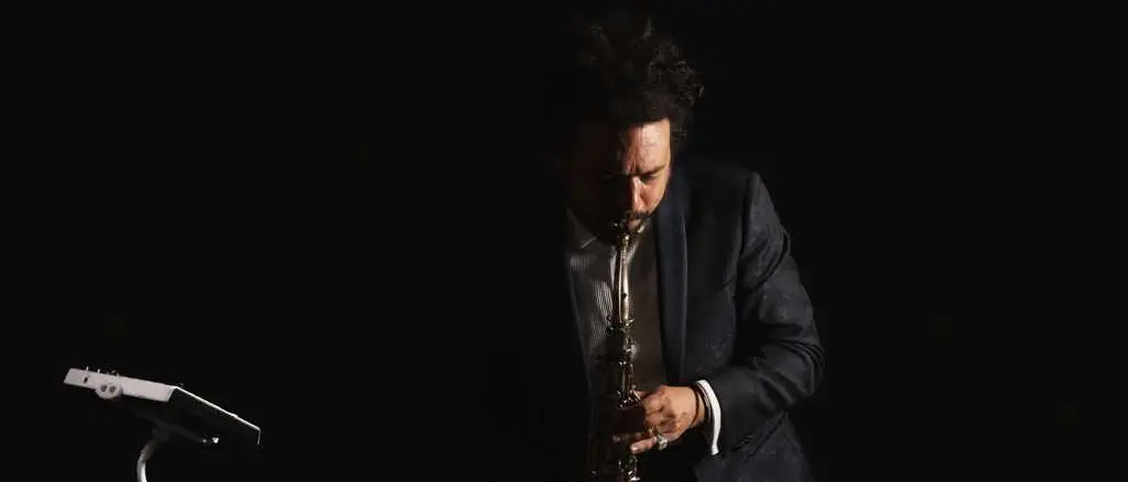 Una canzone\u00A0per ricordare le vittime del\u00A0naufragio di Cutro,\u00A0Gianfranco De Franco presenta il singolo 3:48 am -Video\n