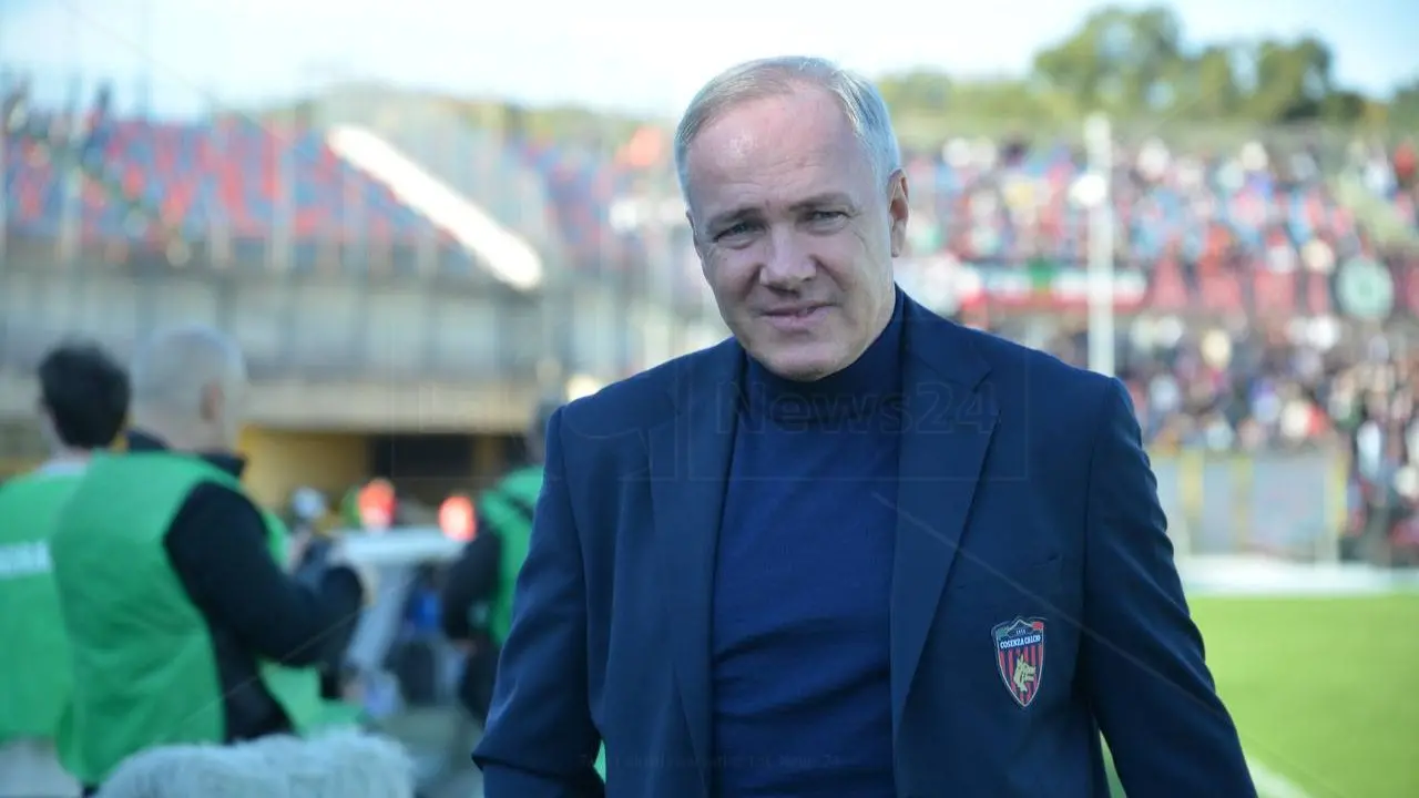 Cosenza-Palermo 0-3, Alvini: «Bene fino al rigore, ma poi la squadra si è sciolta»