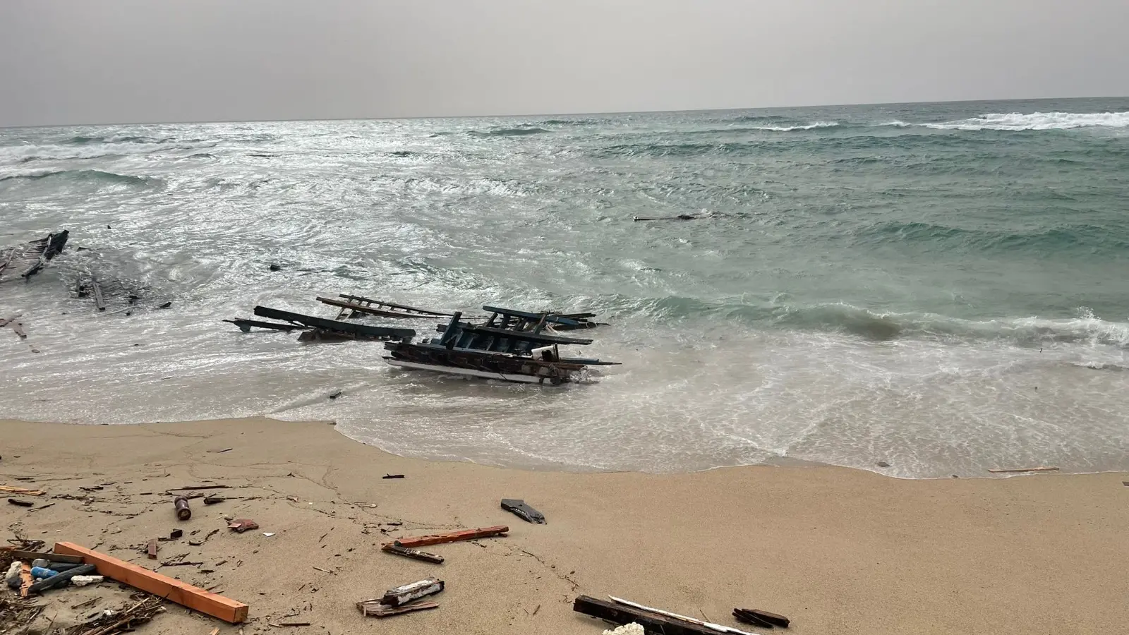 Strage di Cutro, due anni dopo: oggi altri due eventi a Crotone per ricordare le 94 vittime del naufragio