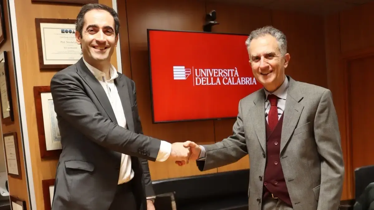 Approda all’Unical e all’ospedale di Cosenza\u00A0un altro scienziato dell’ortopedia: arriva Francesco Vommaro\n