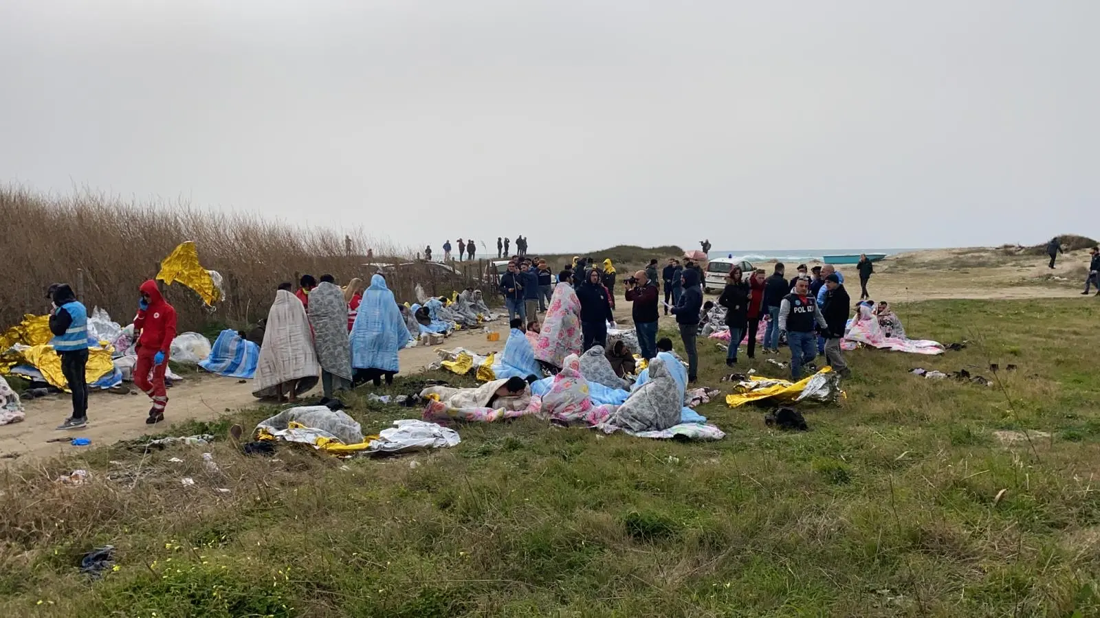 Strage di Cutro, i ritardi nelle tragiche ore in cui tutto andò storto: a marzo il processo per i mancati soccorsi\n