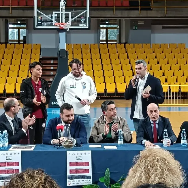 Basket in carrozzina, Reggio accoglie l’EuroCup 3: grande attesa per il torneo internazionale\n