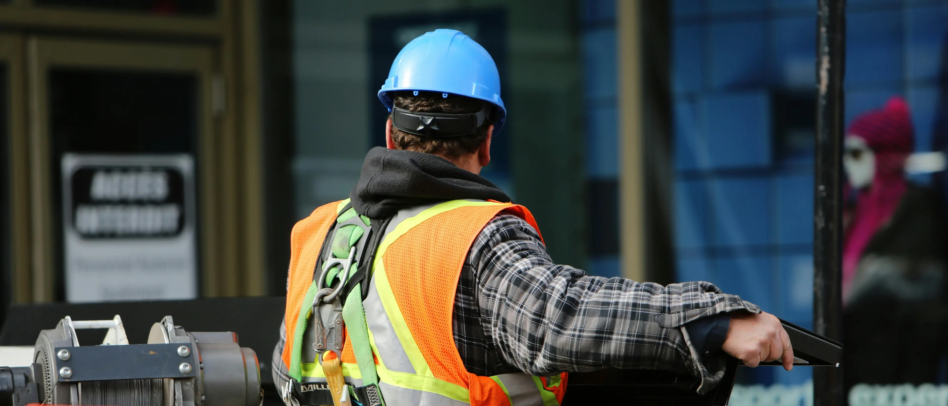 La Regione Calabria stanzia 340mila euro per rendere i luoghi di lavoro più sicuri: al via il bando