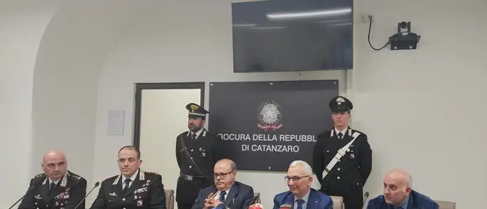 ‘Ndrangheta, nell’operazione Clean money\u00A0i legami criminali tra Vibo, Catanzaro e la Lombardia\n