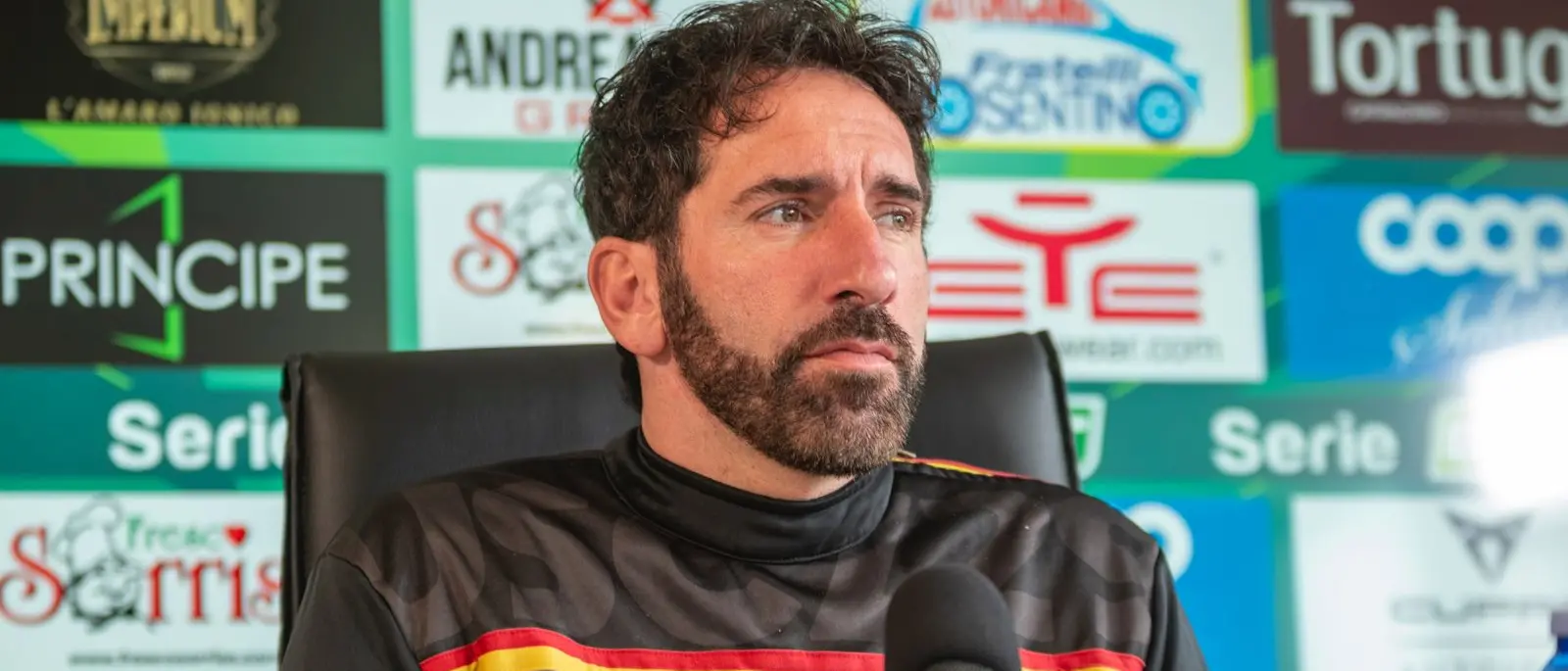 Catanzaro-Reggiana, Caserta: «Stiamo bene e l’ambiente positivo ci aiuta, ma dobbiamo restare concentrati per prendere i 3 punti»