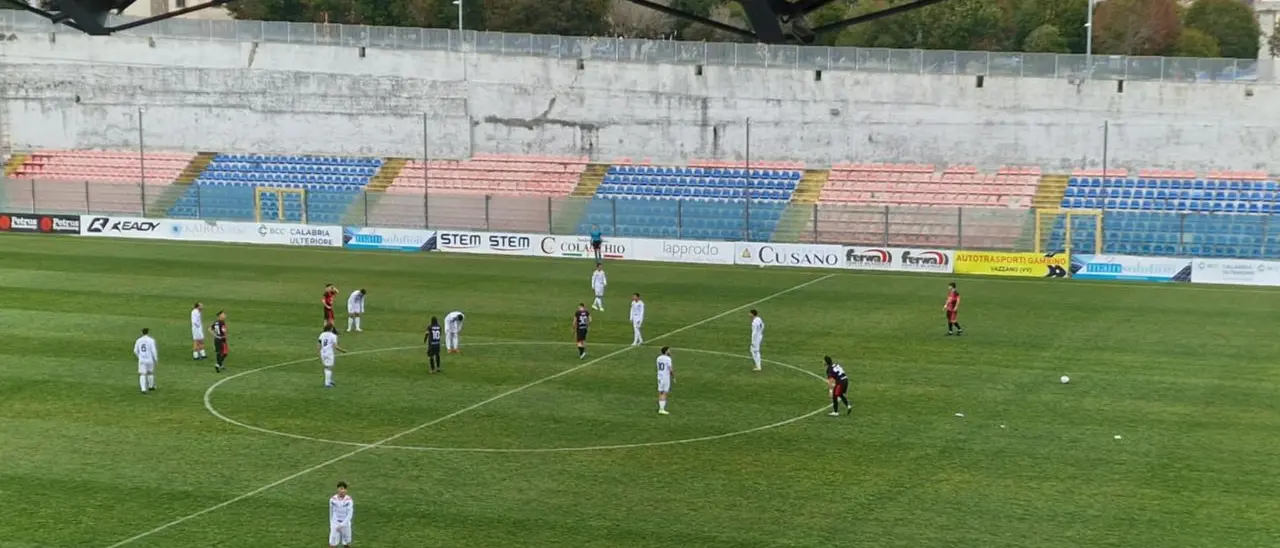 Notte fonda per la Vibonese che cade anche contro il Sant'Agata (1-3): è la terza sconfitta consecutiva