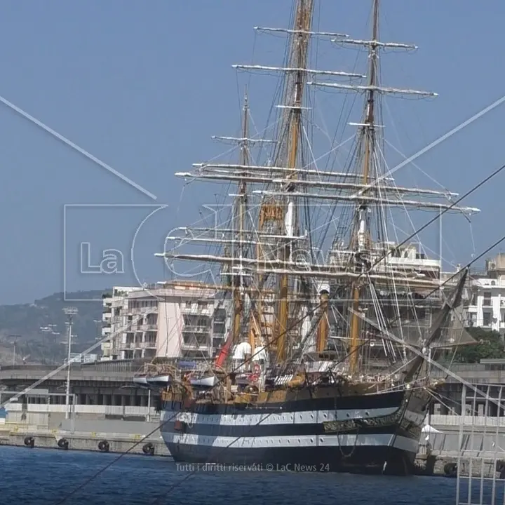 Dopo il giro del mondo per l’Amerigo Vespucci via al\u00A0tour Mediterraneo: a maggio la tappa calabrese a Reggio