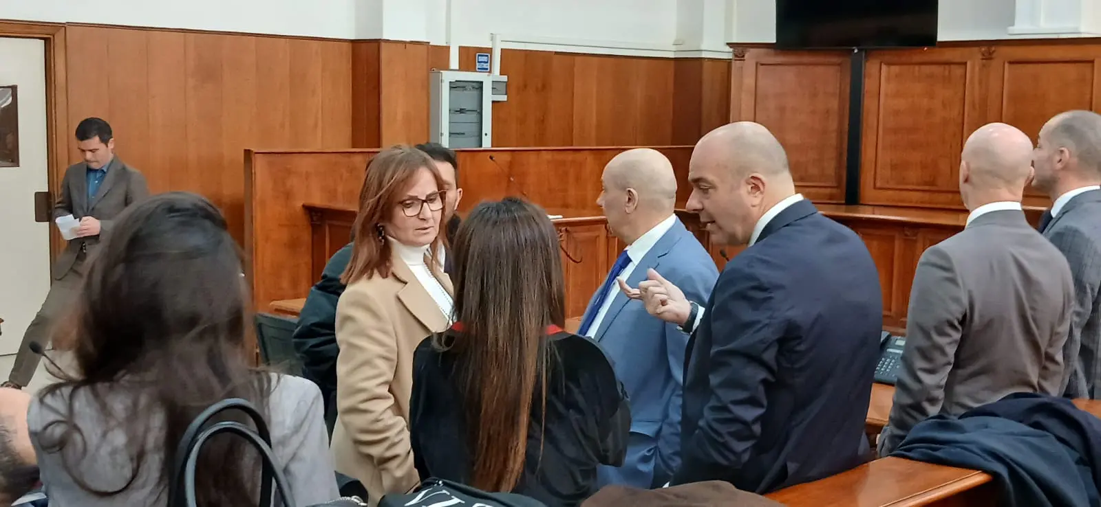 Strage di Cutro, il processo al via con una falsa partenza: si va verso un rinvio\n