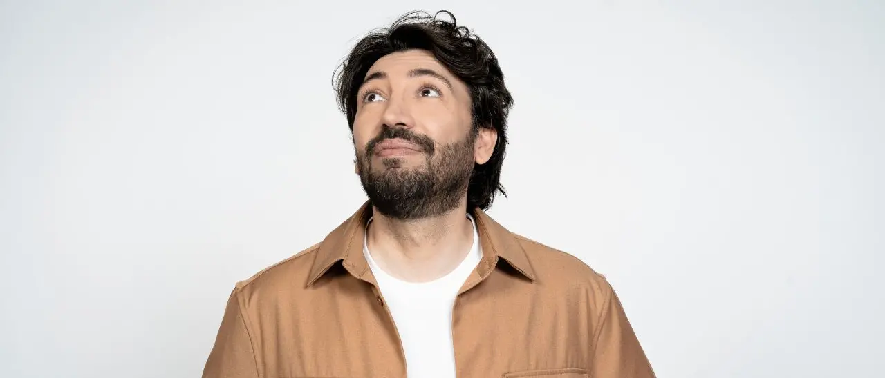 Herbert Ballerina debutta a teatro con “Come una catapulta”: ecco le date in Calabria\n