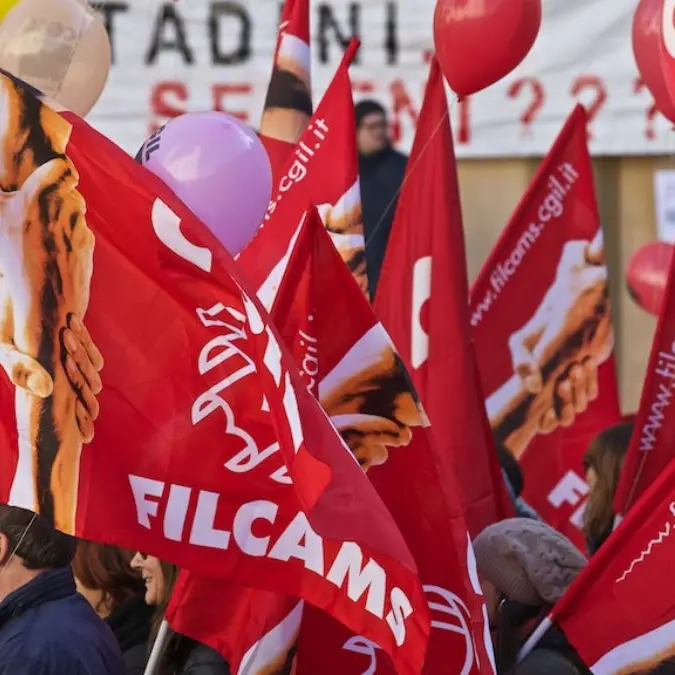 Parte la campagna referendaria, Valentino:\u00A0«Il voto è la leva per migliorare\u00A0condizioni sul lavoro. In Calabria c’è grande responsabilità delle imprese»\n