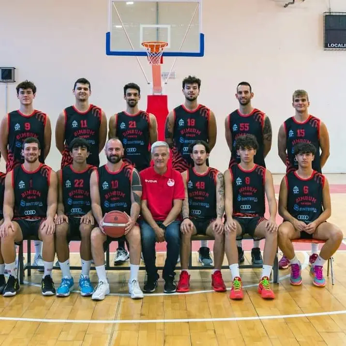 Basket, la Sintegra Rende non molla la presa. Coach Carbone: «Tanti punti persi, ma non molliamo di certo»