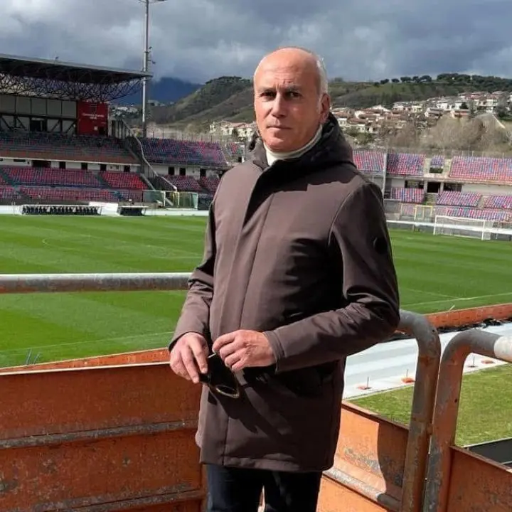 «C’è un imprenditore che vuole il Cosenza Calcio, ha già parlato con Guarascio»: Franz Caruso svela la trattativa