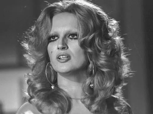 “Dalla terra\", la sfida di Mina: un viaggio in 1000 anni di musica sacra