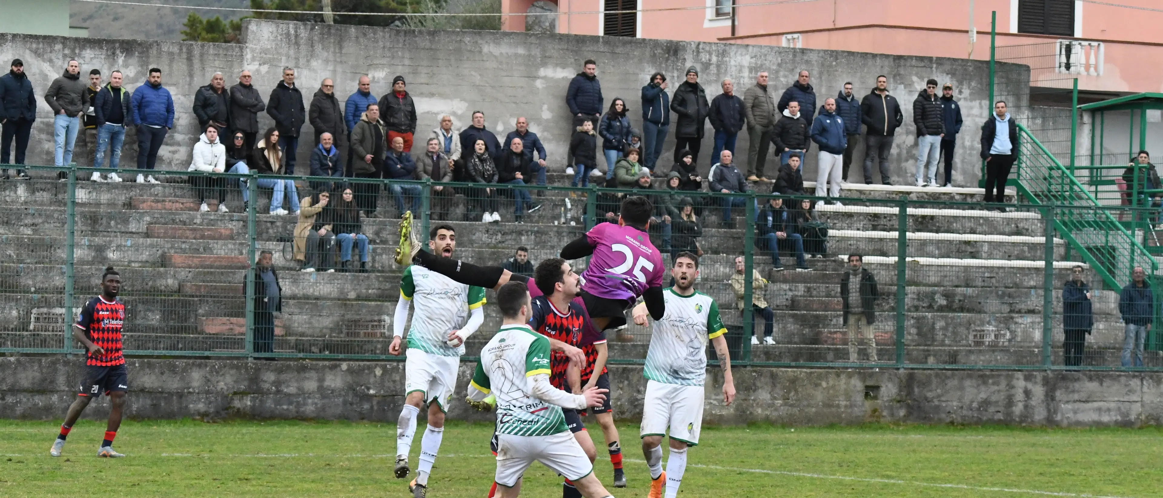 Promozione A, apre l’anticipo tra Mesoraca e DB Rossoblù Luzzi. Il Trebisacce capolista attende lo Scalea: ecco la 24esima giornata