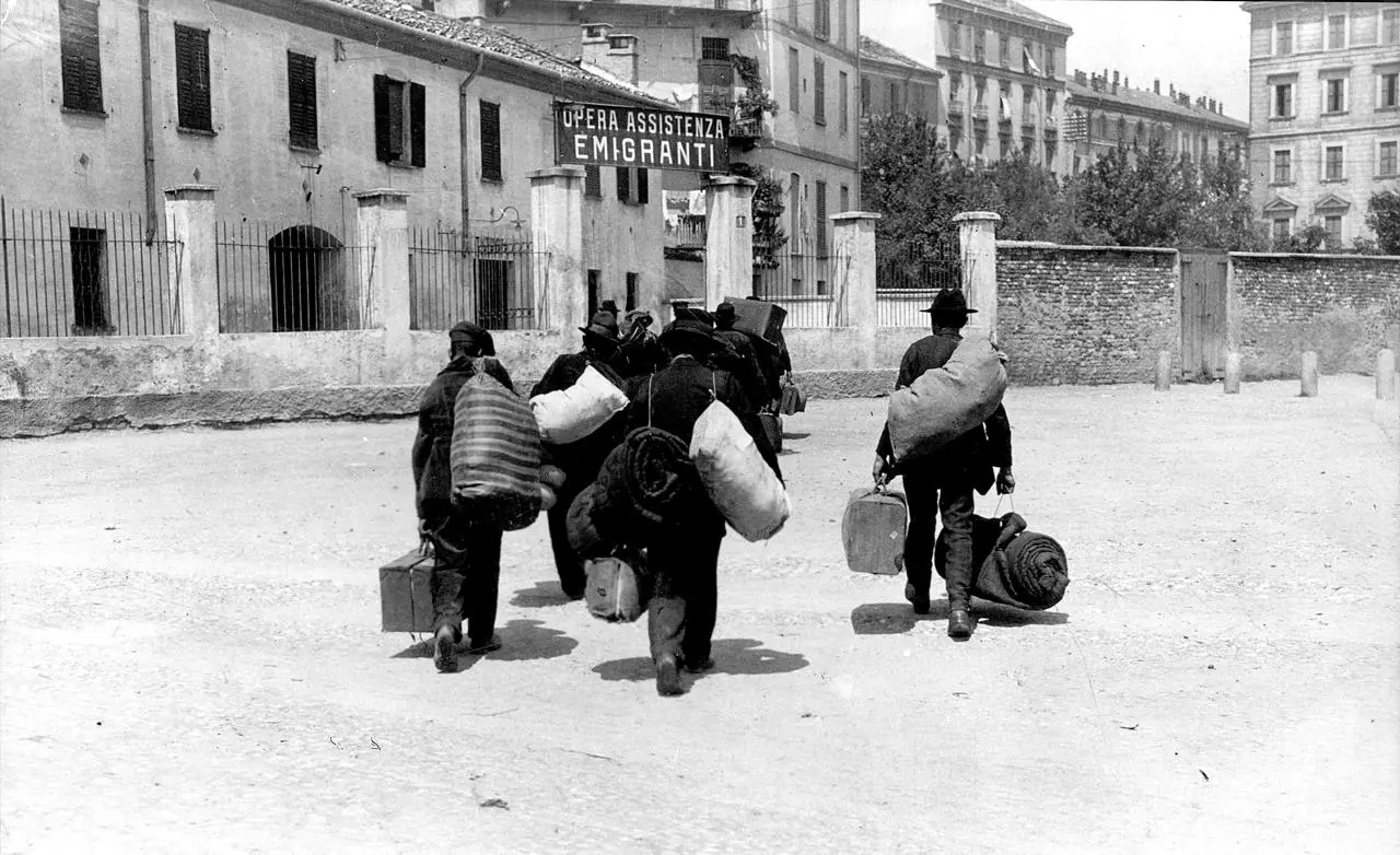 L’Italia che divora sé stessa:\u00A0inflazione, lavoro povero e il crollo di un Paese senza futuro\n