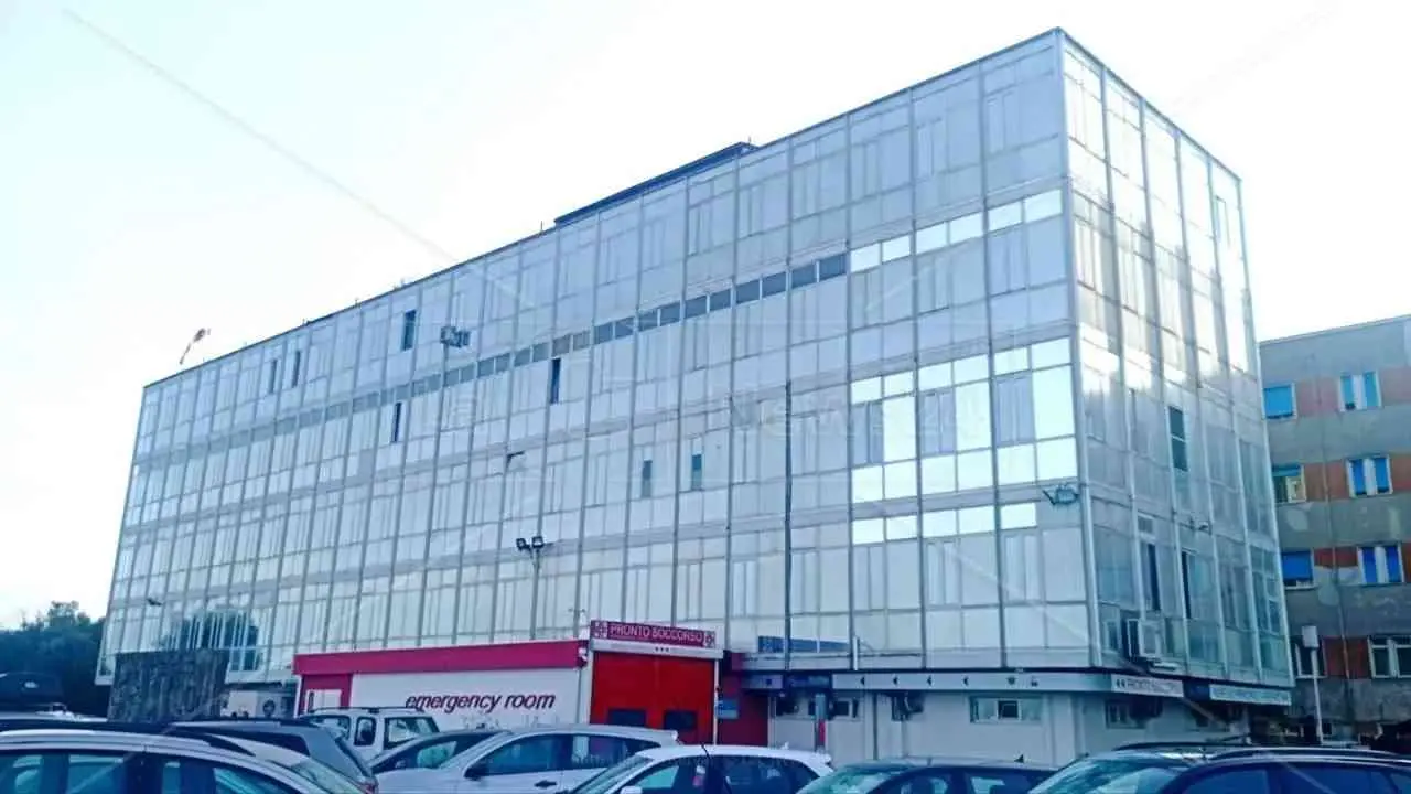 Lenzuola a fuoco nel reparto di Psichiatria di Polistena, l’Asp di Reggio:\u00A0«Ricoveri riaperti da lunedì»\n