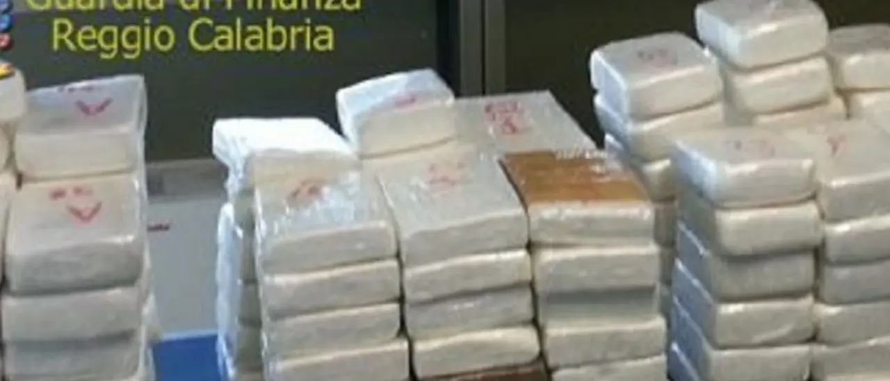 Reggio Calabria è l’hub nazionale della cocaina: provincia prima in Italia per sequestri in tutti i trimestri del 2024\n