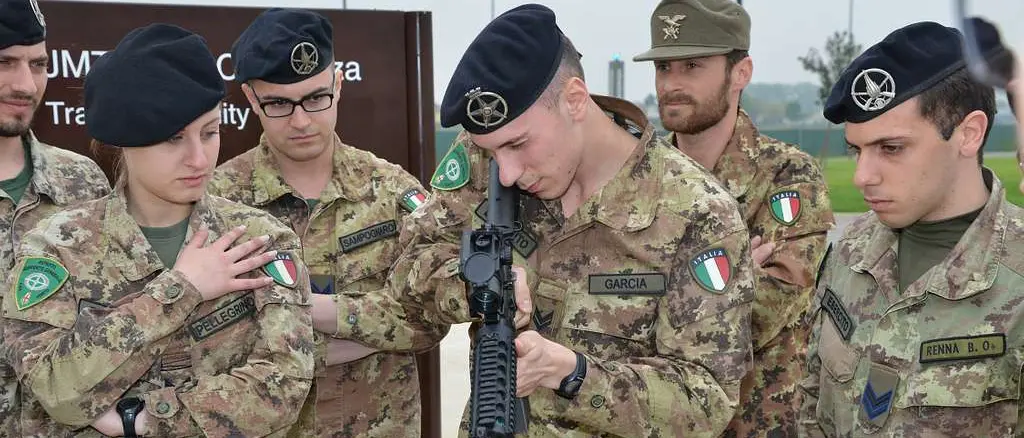 Venti di guerra in Europa: l'Italia mira ad arruolare 30-40 mila soldati in più\n