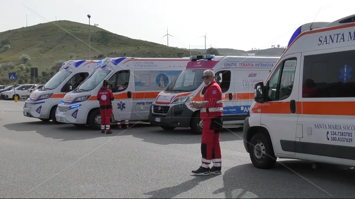 È muro contro muro con l’Asp di Catanzaro, associazioni in rivolta: da martedì inizia il blocco del trasporto dei dializzati\n