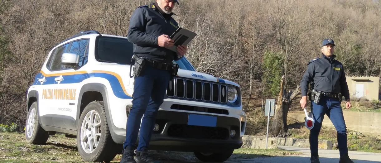 Edifici abusivi a San Giovanni in Fiore, denunciate tre persone