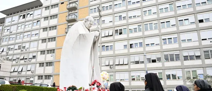 Nessun nuovo bollettino per Papa Francesco, condizioni stabili in un quadro che resta complesso