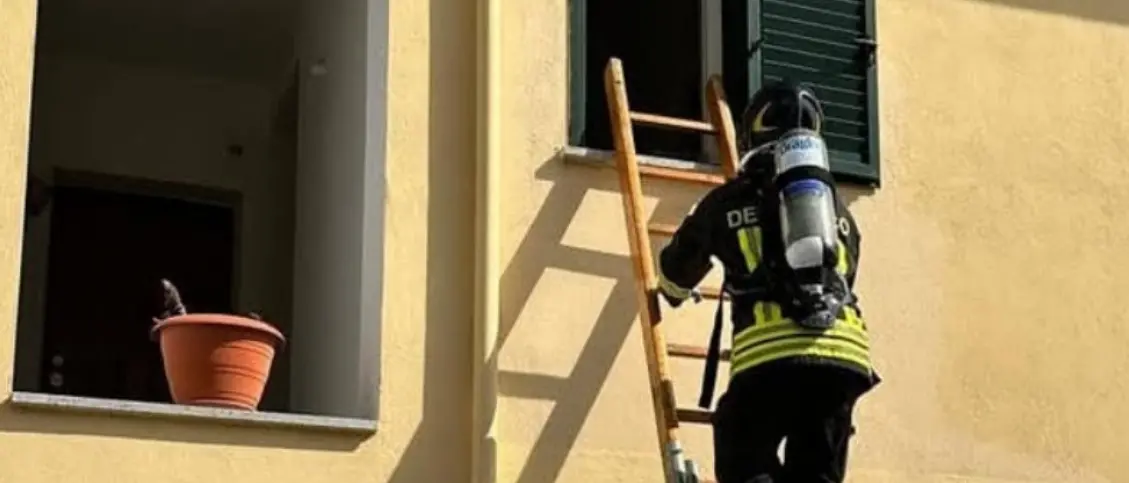 Dramma della solitudine nel Cosentino, 80enne muore in casa ma viene trovato dopo due settimane\n