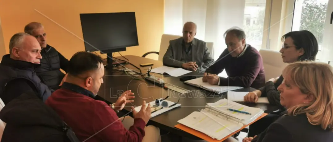 Trasporto dializzati a Catanzaro, le associazioni incontrano i vertici Asp: al centro convenzione e pagamenti\n