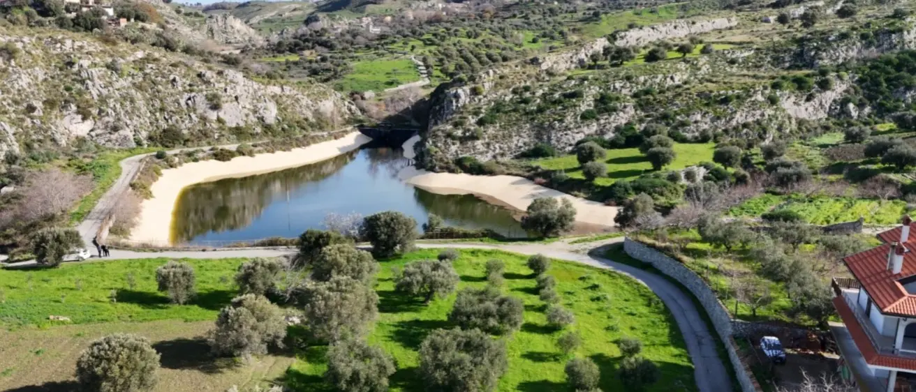 Motta San Giovanni rafforza le difese contro incendi e siccità: più acqua per il territorio, al via ai lavori sugli invasi\n