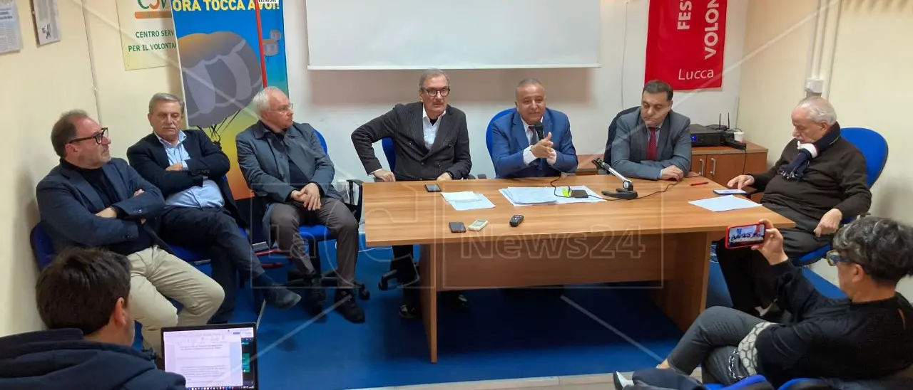 La denuncia del Pd dopo il sopralluogo all’ospedale di Vibo: «Criticità importanti, nasconderle non è la soluzione»