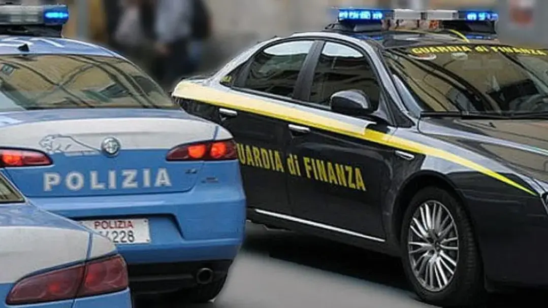 Blitz contro la ‘ndrangheta in Emilia Romagna, cinque arresti: perquisizioni anche a Crotone\n