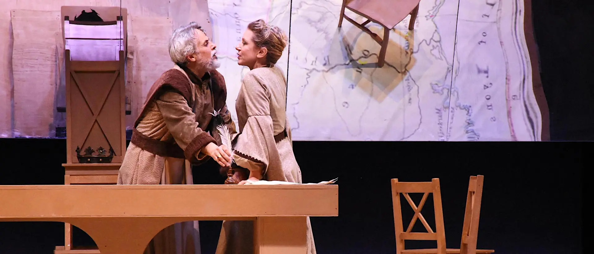 Sete di potere e passioni familiari nel Leone d’Inverno in scena a Locri e Palmi\n