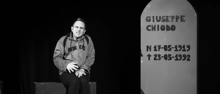 \"Mia madre non voleva cantare\", al Teatro Primo di Villa San Giovanni l’opera di e con Giuseppe Arnone