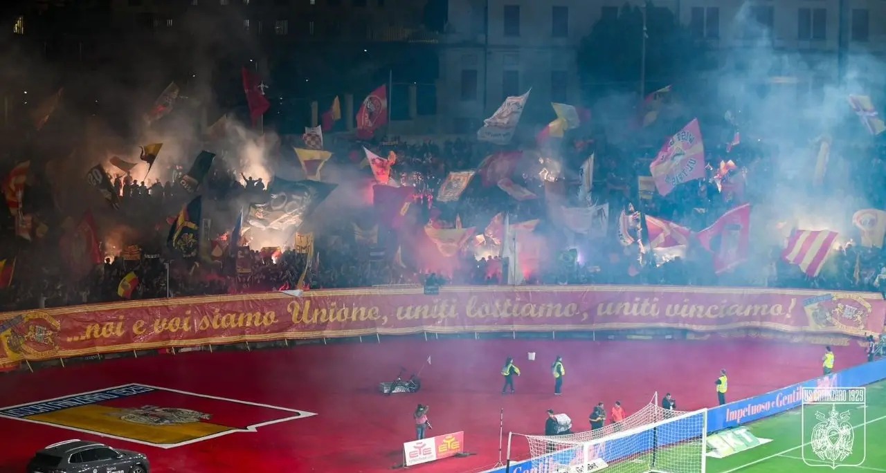 Catanzaro-Cosenza sarà un derby diverso dal solito: gli aggiornamenti sulla sponda giallorossa