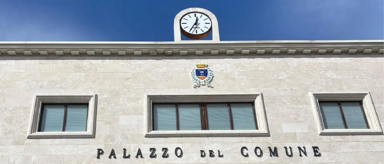 Crotone, il tribunale\u00A0annulla il licenziamento di una dipendente del Comune con disabilità\n