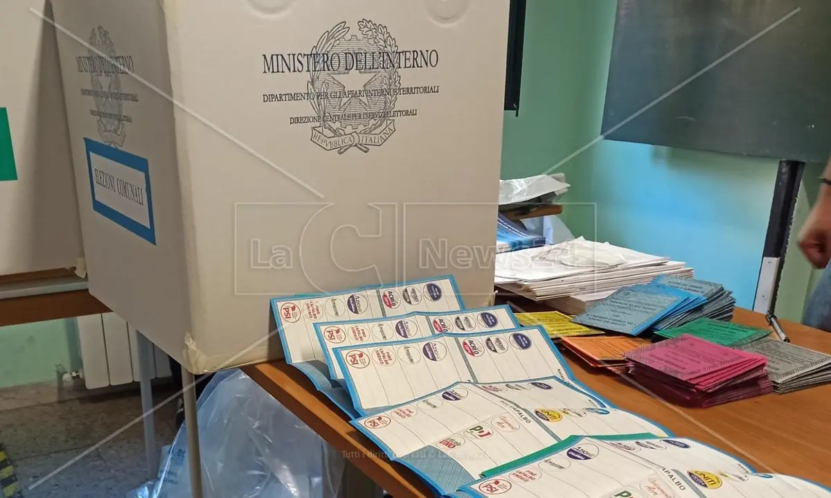 Amministrative 2025, c’è la data ufficiale: ecco in quali comuni si\u00A0vota in Calabria. Referendum al secondo turno