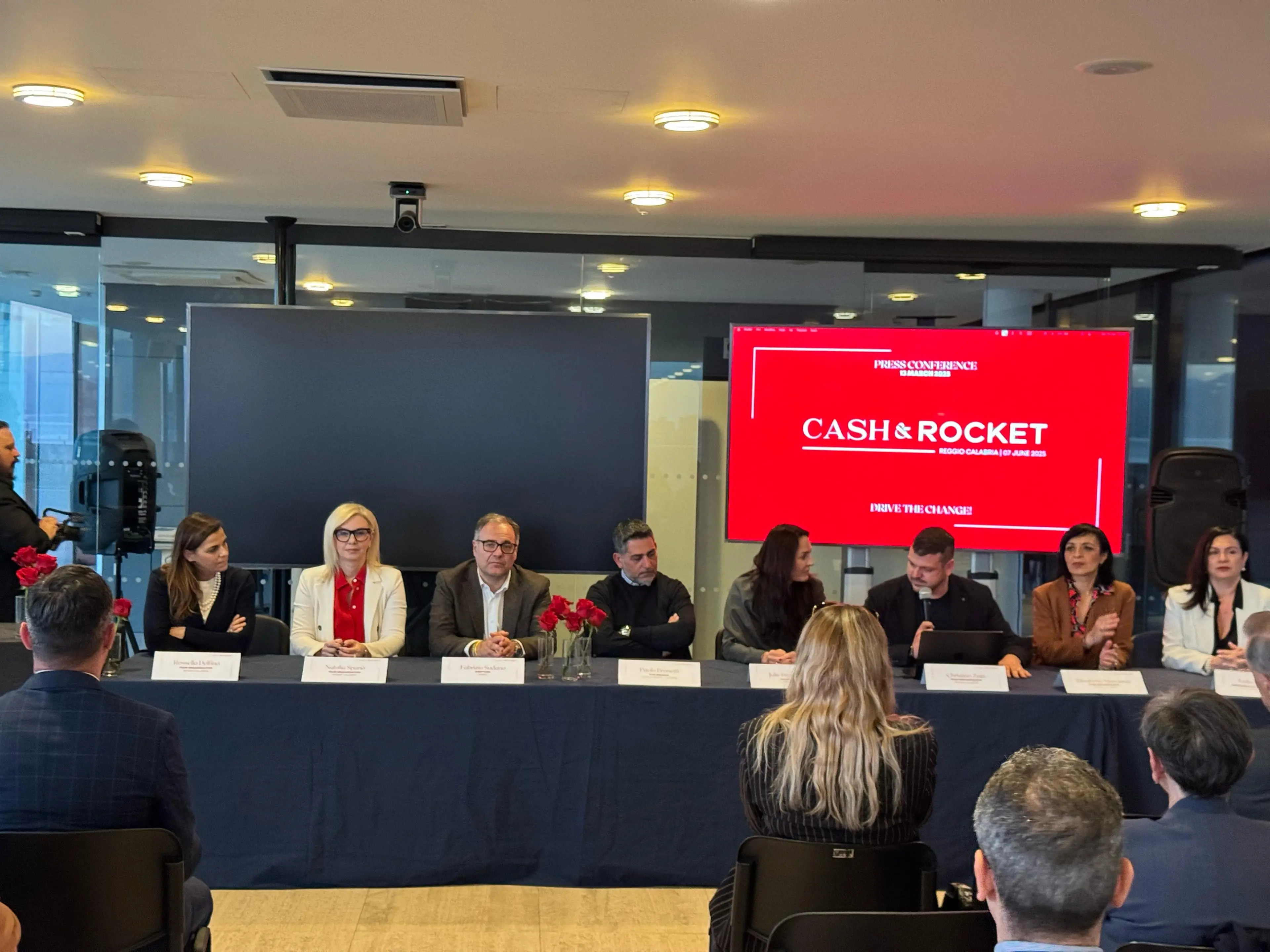 A Reggio Cash & Rocket 2025: beneficenza, glamour e motori sulle strade dello Stretto