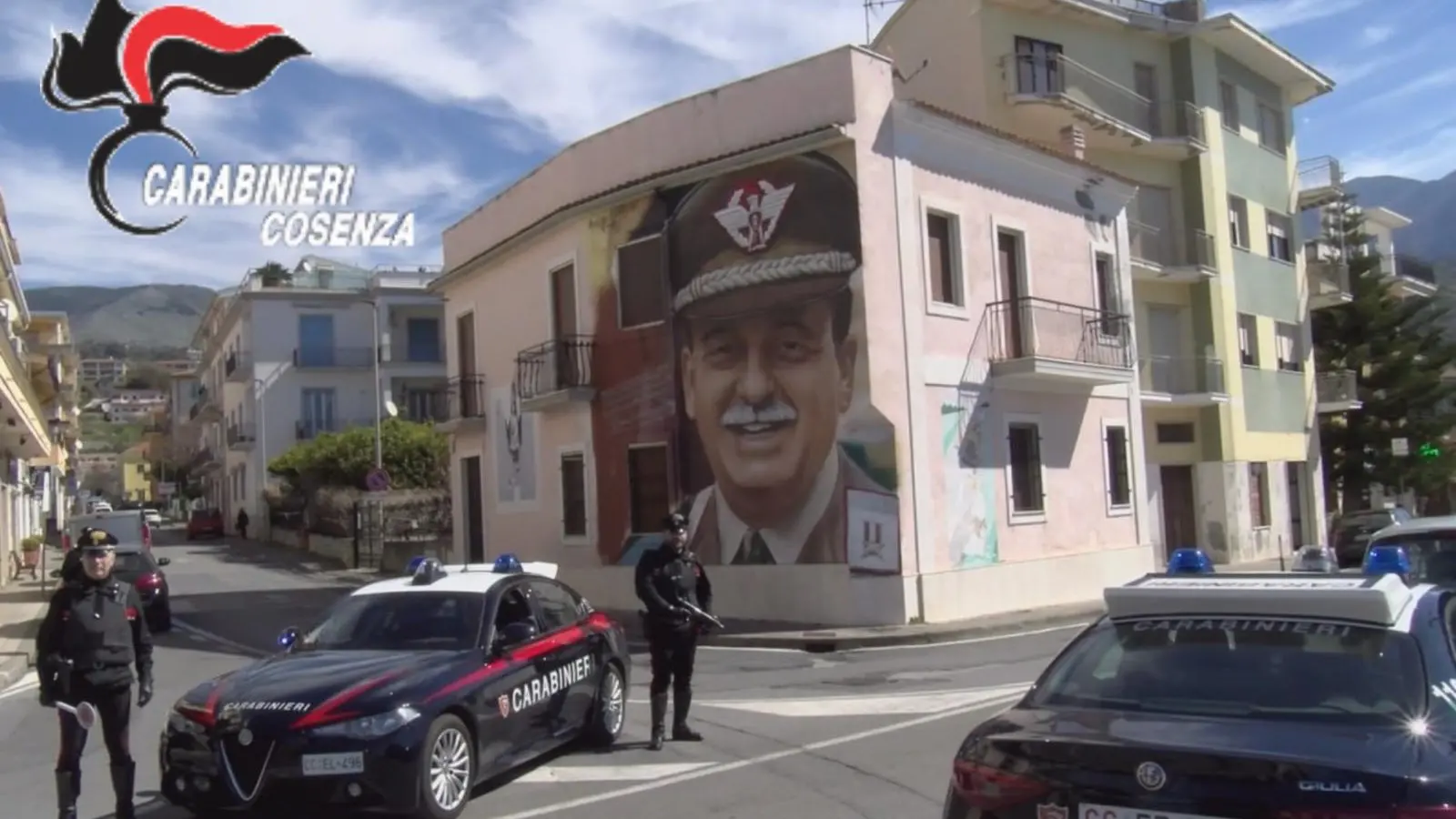 Chiedevano soldi a un imprenditore edile per garantirgli la “protezione” nel Cosentino: arrestate 5 persone per estorsione – NOMI