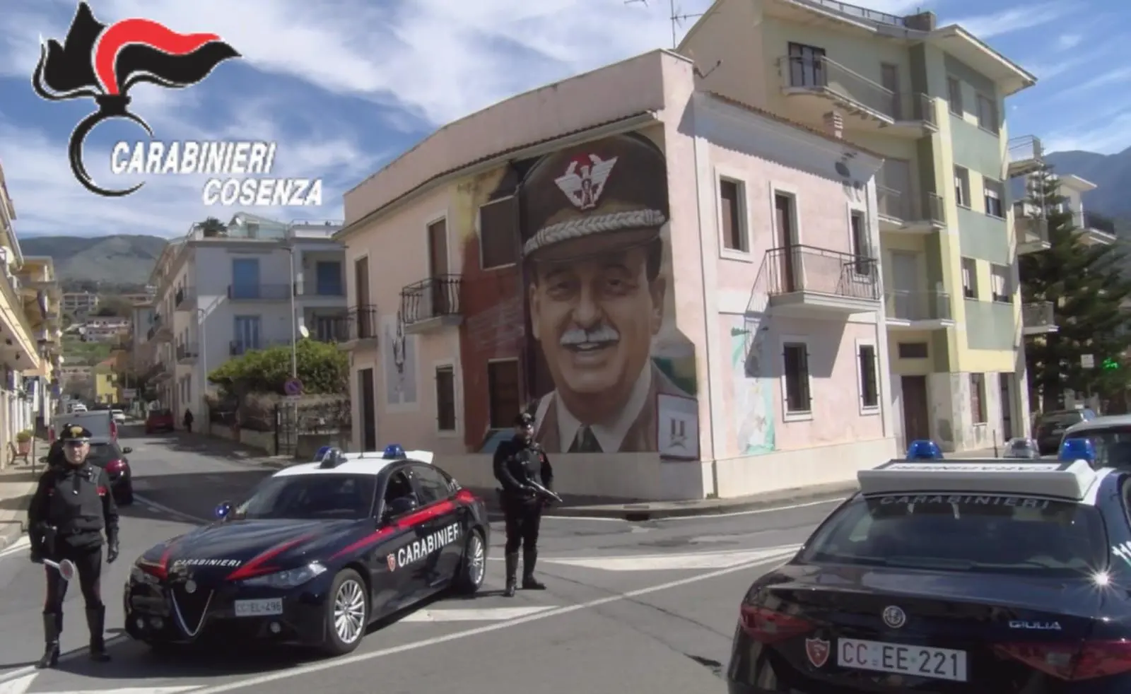 Chiedevano soldi a un imprenditore edile per garantirgli la “protezione” nel Cosentino: arrestate 5 persone per estorsione\n