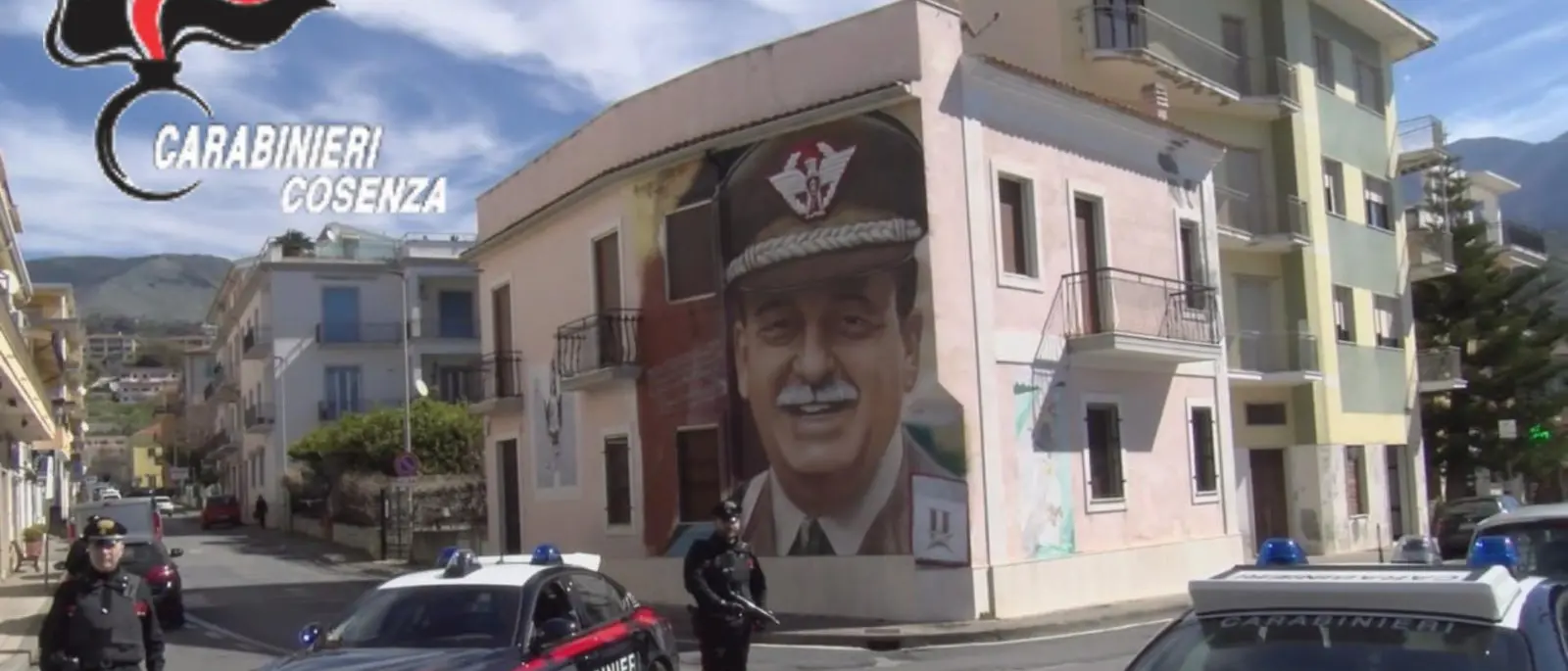 Chiedevano soldi a un imprenditore edile per garantirgli la “protezione” nel Cosentino: arrestate 5 persone per estorsione\n