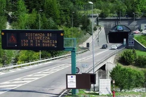 <p>L&#39;autostrada A32 Torino-Bardonecchia</p>\\n