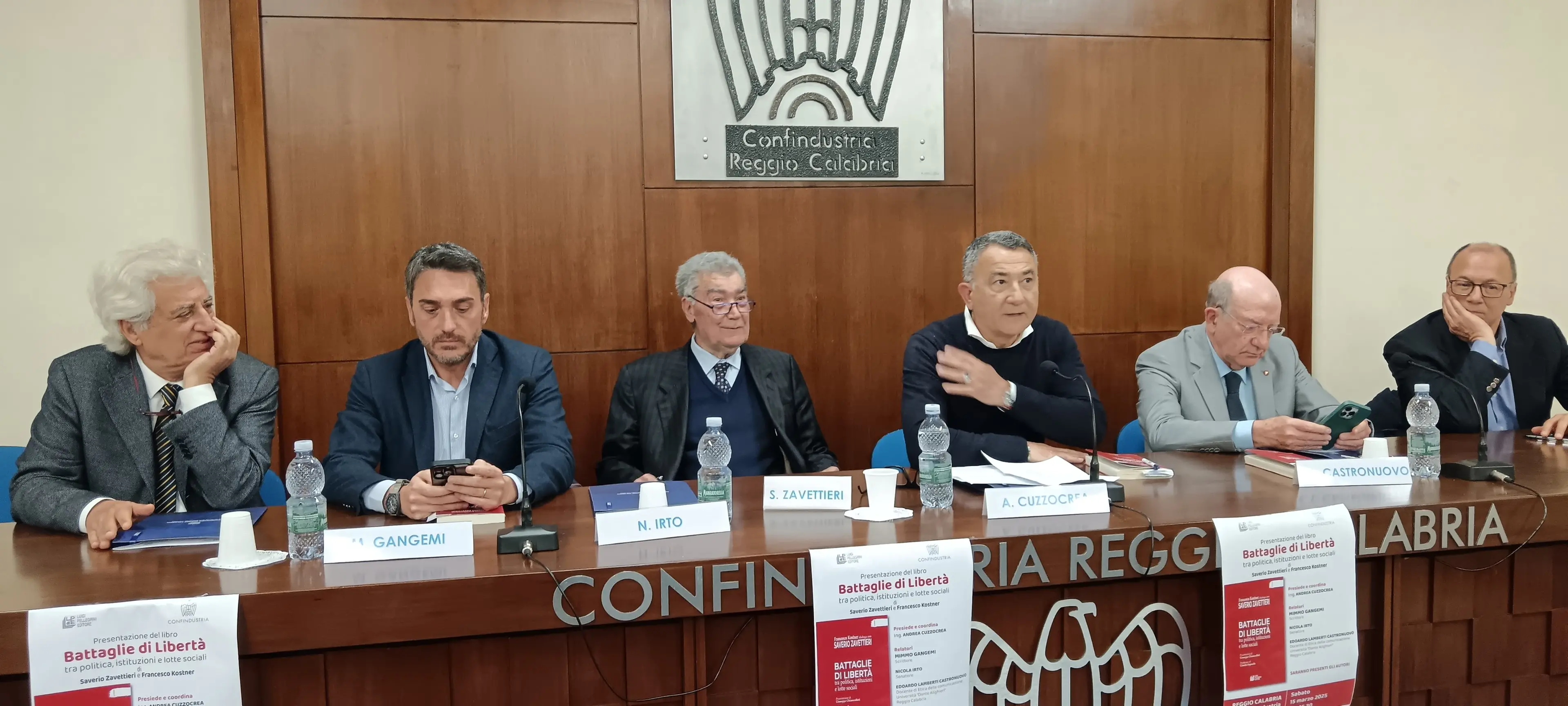 Le “Battaglie di libertà” di Saverio Zavettieri: l’eredità politica in un viaggio tra storia e polemiche\n
